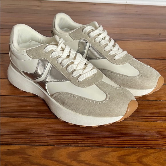 Women's White and Tan Sneakers - Picture 4 of 11